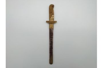 戦前　委員長蒋中正贈(蒋介石)　0001　航空委員会　希少短剣(鞘付き、旧日本海軍、鷹彫刻、 模造刀、中国?)(R-061063)