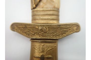 戦前　委員長蒋中正贈(蒋介石)　0001　航空委員会　希少短剣(鞘付き、旧日本海軍、鷹彫刻、 模造刀、中国?)(R-061063)