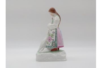 ハンガリー　ヘレンド(HEREND)　女の子とガチョウのフィギュリン(少女、フィギュア、置物、置きもの、西洋陶磁器、人形、飾り物、飾り、ディスプレイ雑貨)(R-061067)