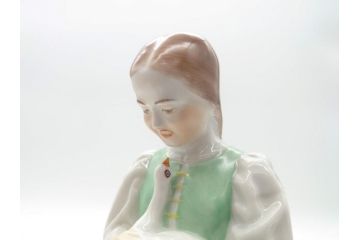 ハンガリー　ヘレンド(HEREND)　女の子とガチョウのフィギュリン(少女、フィギュア、置物、置きもの、西洋陶磁器、人形、飾り物、飾り、ディスプレイ雑貨)(R-061067)