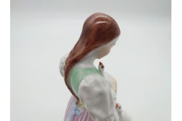 ハンガリー　ヘレンド(HEREND)　女の子とガチョウのフィギュリン(少女、フィギュア、置物、置きもの、西洋陶磁器、人形、飾り物、飾り、ディスプレイ雑貨)(R-061067)