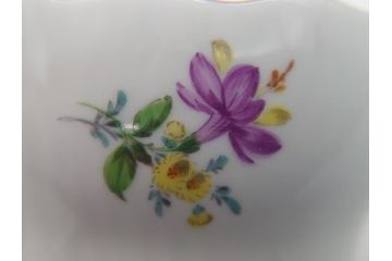 ドイツ　マイセン　Meissen　五つ花　メイン　ピンクローズ　ベーシックフラワー　気品あふれるコーヒーカップ&ソーサー(共箱付き、洋食器、西洋陶磁器、C&S)(R-061069)