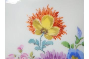 ドイツ　マイセン　Meissen　五つ花　メイン　ピンクローズ　ベーシックフラワー　気品あふれるコーヒーカップ&ソーサー(共箱付き、洋食器、西洋陶磁器、C&S)(R-061069)