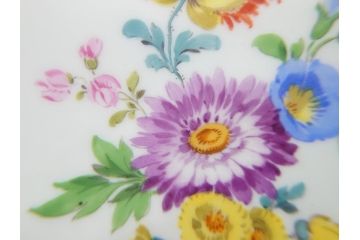 ドイツ　マイセン　Meissen　五つ花　メイン　ピンクローズ　ベーシックフラワー　気品あふれるコーヒーカップ&ソーサー(共箱付き、洋食器、西洋陶磁器、C&S)(R-061069)