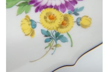 ドイツ　マイセン　Meissen　五つ花　メイン　ピンクローズ　ベーシックフラワー　気品あふれるコーヒーカップ&ソーサー(共箱付き、洋食器、西洋陶磁器、C&S)(R-061069)
