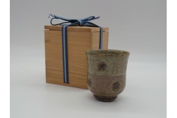 人間国宝　島岡達三　益子焼　地釉縄文象嵌湯呑(共箱付き、民芸陶器、湯呑み)(R-061081)