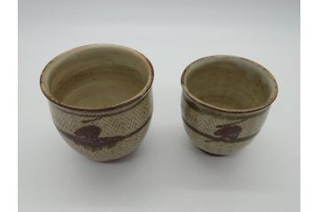 人間国宝　島岡達三　益子焼　地釉縄文象嵌夫婦湯呑(共箱付き、民芸陶器、夫婦湯呑み、ペア湯呑み)(R-061082)