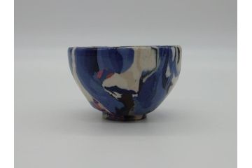 人間国宝　松井康成　練上ぐい呑　猪口(箱無し、酒呑、盃、練上手)(R-061092)