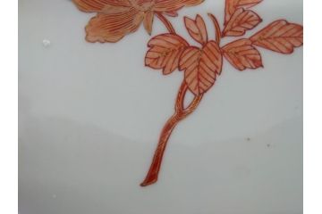 明治〜大正　九谷焼　久谷製　久谷赤絵　小槌摘赤絵金彩　菓子器　鮮やかな色合いの5.4寸菓子鉢(蓋物、蓋付菓子鉢、深鉢、深皿、シュガーポット)(R-061095)
