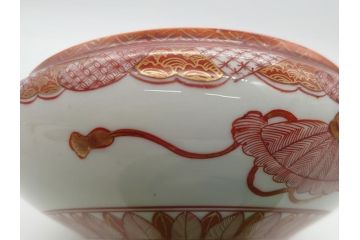明治〜大正　九谷焼　久谷製　久谷赤絵　小槌摘赤絵金彩　菓子器　鮮やかな色合いの5.4寸菓子鉢(蓋物、蓋付菓子鉢、深鉢、深皿、シュガーポット)(R-061095)