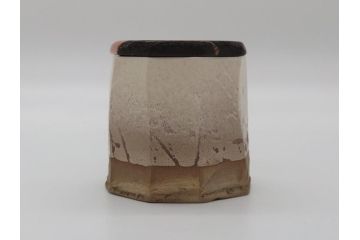 梅山窯　砥部焼　中村康平　中村梅山　希少作　変形　2.5寸角茶器(共箱付き、薄茶器、棗、茶道具、茶入れ、蓋物、小蓋物、鉢)(R-061098)
