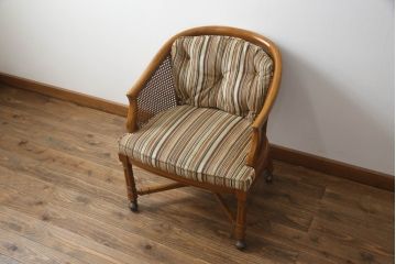 中古　 美品　DREXEL HERITAGE(ドレクセルヘリテイジ)　Grand Villa(グランドヴィラ)　くつろぎの時間を演出するキャスター付きチェア(ダイニングチェア、アームチェア、椅子、イス)(R-061102)