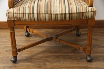 中古　 美品　DREXEL HERITAGE(ドレクセルヘリテイジ)　Grand Villa(グランドヴィラ)　くつろぎの時間を演出するキャスター付きチェア(ダイニングチェア、アームチェア、椅子、イス)(R-061102)