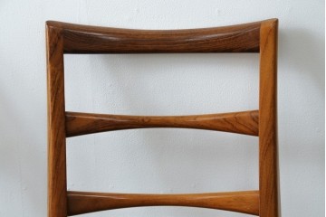 デンマークビンテージ　ニールス・コフォード(Niels Koefoed)　リス(Lis)　ローズウッド　くびれた背貫が素敵なラダーバックチェア4脚セット　(R-061121)