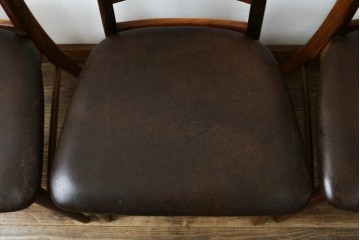 デンマークビンテージ　ニールス・コフォード(Niels Koefoed)　リス(Lis)　ローズウッド　くびれた背貫が素敵なラダーバックチェア4脚セット　(R-061121)