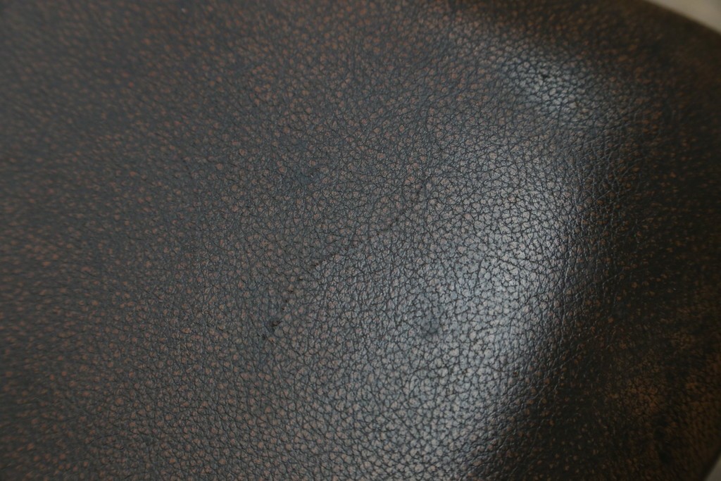 デンマークビンテージ　ニールス・コフォード(Niels Koefoed)　リス(Lis)　ローズウッド　くびれた背貫が素敵なラダーバックチェア4脚セット　(R-061121)