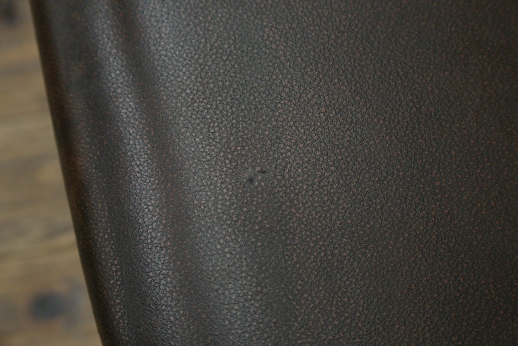 デンマークビンテージ　ニールス・コフォード(Niels Koefoed)　リス(Lis)　ローズウッド　くびれた背貫が素敵なラダーバックチェア4脚セット　(R-061121)