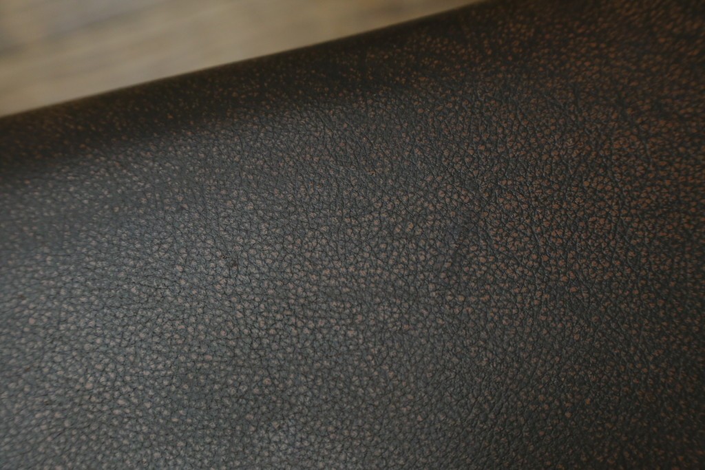 デンマークビンテージ　ニールス・コフォード(Niels Koefoed)　リス(Lis)　ローズウッド　くびれた背貫が素敵なラダーバックチェア4脚セット　(R-061121)