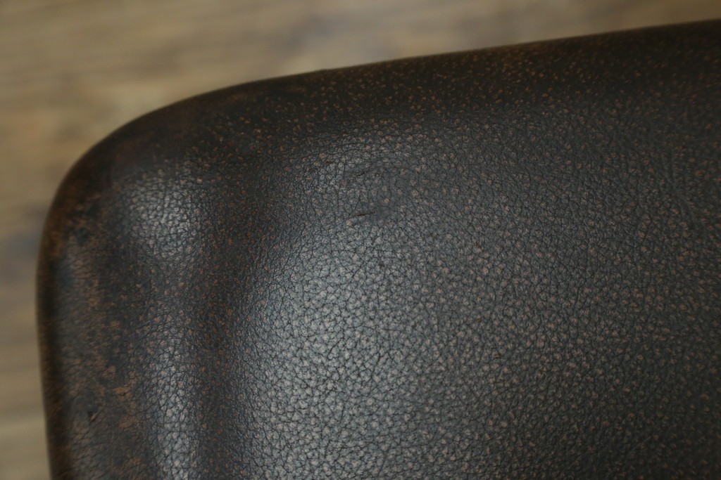 デンマークビンテージ　ニールス・コフォード(Niels Koefoed)　リス(Lis)　ローズウッド　くびれた背貫が素敵なラダーバックチェア4脚セット　(R-061121)