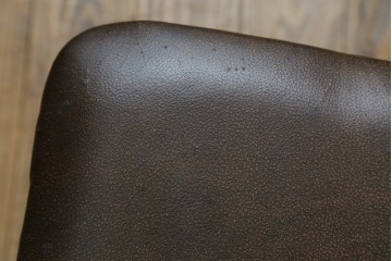 デンマークビンテージ　ニールス・コフォード(Niels Koefoed)　リス(Lis)　ローズウッド　くびれた背貫が素敵なラダーバックチェア4脚セット　(R-061121)