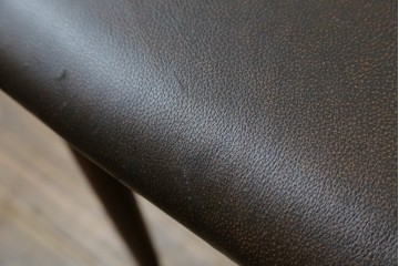 デンマークビンテージ　ニールス・コフォード(Niels Koefoed)　リス(Lis)　ローズウッド　くびれた背貫が素敵なラダーバックチェア4脚セット　(R-061121)