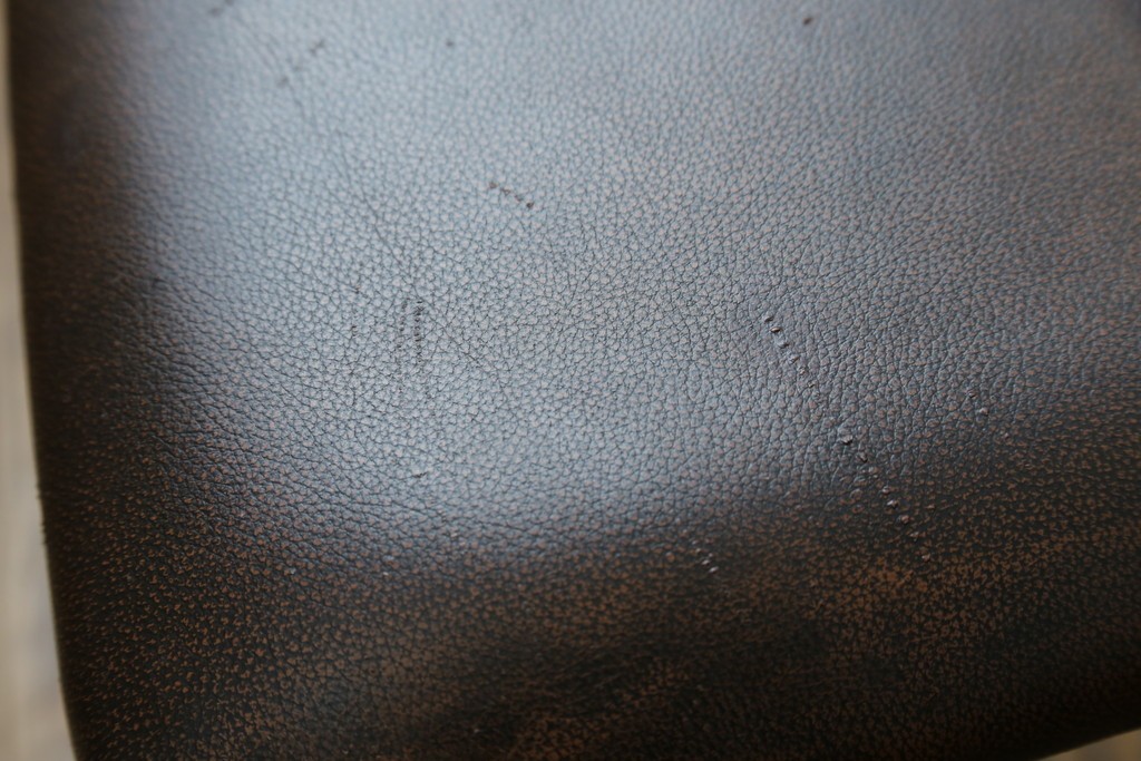 デンマークビンテージ　ニールス・コフォード(Niels Koefoed)　リス(Lis)　ローズウッド　くびれた背貫が素敵なラダーバックチェア4脚セット　(R-061121)