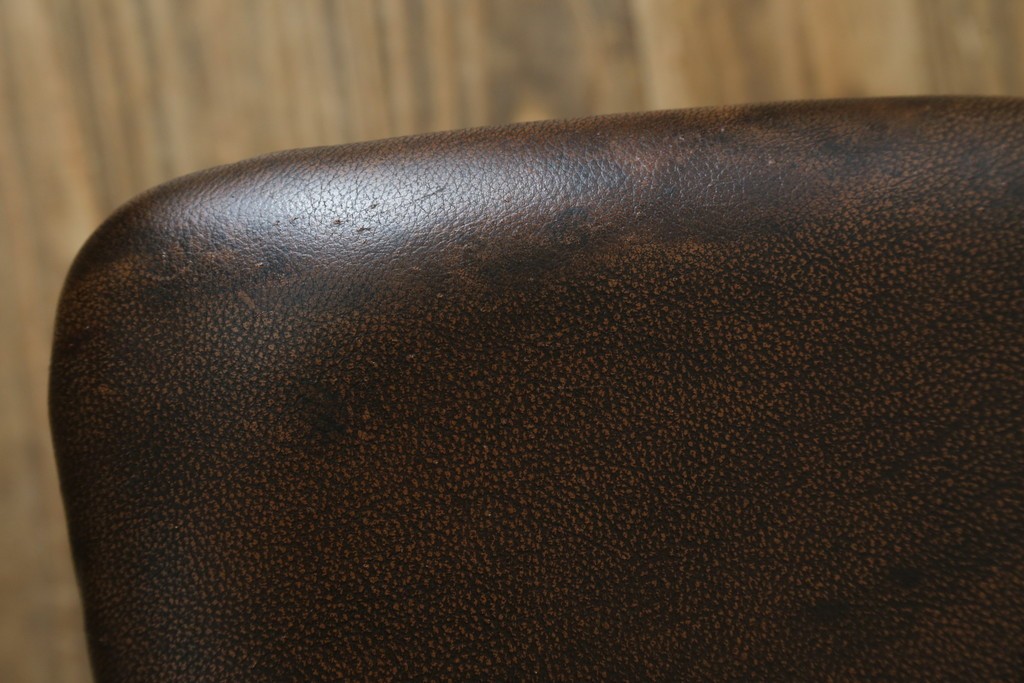 デンマークビンテージ　ニールス・コフォード(Niels Koefoed)　リス(Lis)　ローズウッド　くびれた背貫が素敵なラダーバックチェア4脚セット　(R-061121)