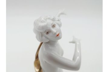 ドイツ　ローゼンタール(Rosenthal)　裸婦　女性　今にも動き出しそうなしなやかな造りのフィギュリン(陶磁器、置物)(R-061141)