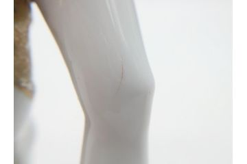 ドイツ　ローゼンタール(Rosenthal)　裸婦　女性　今にも動き出しそうなしなやかな造りのフィギュリン(陶磁器、置物)(R-061141)