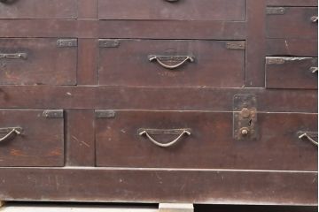 和製アンティーク　古民具　当店リメイク　ヒノキ材　書類や雑誌、雑多な小物をまとめて収納! 六尺サイズの収納箪笥ローボード(収納箪笥、時代箪笥、引き出し、ローチェスト、サイドチェスト)(R-061164)