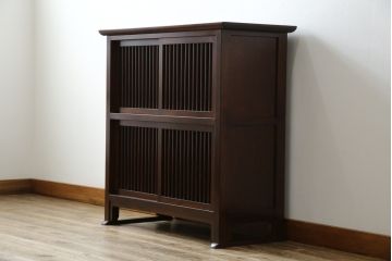 中古　松本民芸家具　A型舞良茶タンス　和モダンの空間づくりにも活躍する収納棚(下駄箱、靴箱、本箱、戸棚、食器棚)(R-061191)