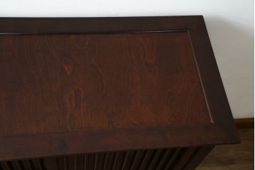 中古　松本民芸家具　A型舞良茶タンス　和モダンの空間づくりにも活躍する収納棚(下駄箱、靴箱、本箱、戸棚、食器棚)(R-061191)