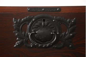 中古　美品　岩谷堂箪笥　迫力のある木目が存在感を放つ衣装タンス(引き出し、チェスト、衣装箪笥)(R-061194)