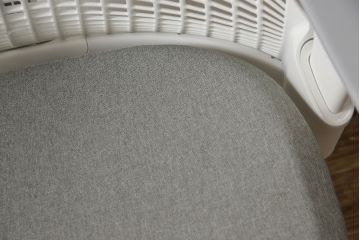 中古　美品　HermanMiller(ハーマンミラー社)　立体的な背もたれが印象的なセイルチェア(SAYL Chair)(オフィスチェア、アームチェア、ワークチェア)(R-061209)