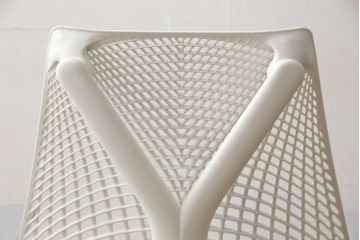 中古　美品　HermanMiller(ハーマンミラー社)　立体的な背もたれが印象的なセイルチェア(SAYL Chair)(オフィスチェア、アームチェア、ワークチェア)(R-061209)