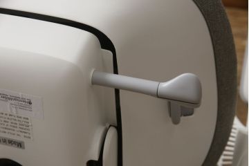 中古　美品　HermanMiller(ハーマンミラー社)　立体的な背もたれが印象的なセイルチェア(SAYL Chair)(オフィスチェア、アームチェア、ワークチェア)(R-061209)