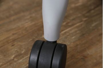中古　美品　HermanMiller(ハーマンミラー社)　立体的な背もたれが印象的なセイルチェア(SAYL Chair)(オフィスチェア、アームチェア、ワークチェア)(R-061210)