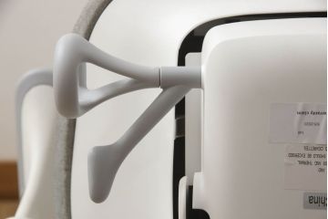 中古　美品　HermanMiller(ハーマンミラー社)　立体的な背もたれが印象的なセイルチェア(SAYL Chair)(オフィスチェア、アームチェア、ワークチェア)(R-061210)