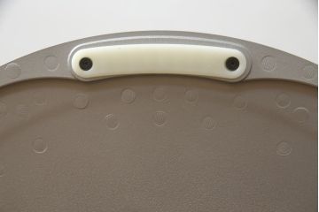中古　超美品　オカムラ(OKAMURA)　医療福祉用　円盤脚　抗菌　丸みのあるフォルムがかわいらしいスツール2脚セット(丸椅子、回転椅子、イス)(2脚で定価約124000円)(R-061211)