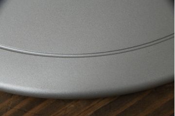 中古　超美品　オカムラ(OKAMURA)　医療福祉用　円盤脚　抗菌　丸みのあるフォルムがかわいらしいスツール2脚セット(丸椅子、回転椅子、イス)(2脚で定価約124000円)(R-061215)