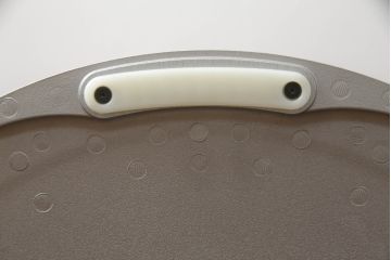 中古　超美品　オカムラ(OKAMURA)　医療福祉用　円盤脚　抗菌　丸みのあるフォルムがかわいらしいスツール2脚セット(丸椅子、回転椅子、イス)(2脚で定価約124000円)(R-061215)