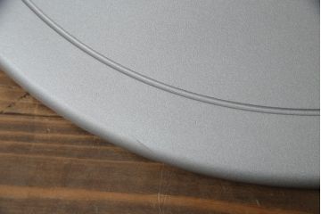 中古　超美品　オカムラ(OKAMURA)　医療福祉用　円盤脚　抗菌　丸みのあるフォルムがかわいらしいスツール2脚セット(丸椅子、回転椅子、イス)(2脚で定価約124000円)(R-061217)