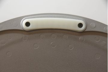 中古　超美品　オカムラ(OKAMURA)　医療福祉用　円盤脚　抗菌　丸みのあるフォルムがかわいらしいスツール2脚セット(丸椅子、回転椅子、イス)(2脚で定価約124000円)(R-061217)