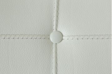 中古　展示品　超美品　Cassinaixc.(カッシーナイクスシー)　Philippe Starck(フィリップ・スタルク)　246　PASSION(パシオン)　本革　丸みのあるボディと華奢な脚のバランスが美しいアームチェア(ダイニングチェア、椅子、イス、レザー)(定価約21万円)(R-061223)