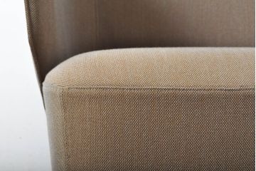 中古　展示品　超美品　arflex(アルフレックス)　BRERA(ブレラ)　シンプルモダンなデザインが魅力のラウンジチェア(1人掛けソファ、1P、回転椅子、イス)(定価約26万円)(R-061226)