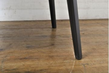 中古　美品　国内未入荷(海外限定アイテム品)　デンマーク　HAY(ヘイ)　Dorso(ドルソ)　GamFratesi(ガムフラテージ)　イージーチェア　モダンなラウンジチェア(1人掛けソファ、1P、回転椅子、アームチェア、イス、北欧)(定価約30万円)(R-061228)