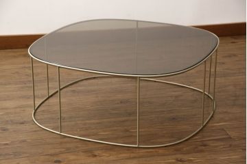 中古　展示品　超美品　arflex(アルフレックス)　ELIPS(エリプス)　シンプルモダンな空間づくりに活躍するコーヒーテーブル(リビングテーブル、ローテーブル、センターテーブル)(定価約30万円)(R-061233)