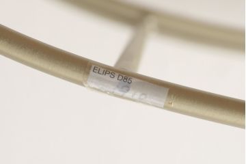 中古　展示品　超美品　arflex(アルフレックス)　ELIPS(エリプス)　シンプルモダンな空間づくりに活躍するコーヒーテーブル(リビングテーブル、ローテーブル、センターテーブル)(定価約30万円)(R-061233)