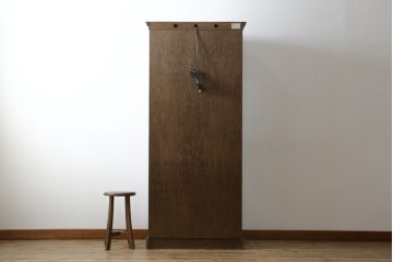 中古　美品　三越家具(現カントリーハウス)　Brugge(ブルージュ)　背面鏡張り　クラシカルな佇まいのキュリオケース(ガラスケース、ショーケース、飾り棚、陳列棚、キャビネット)(R-061237)