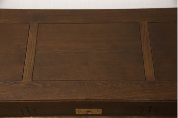 中古　美品　カリモク家具　domani(ドマーニ)　Morganton(モーガントン)　オーク材　THA509　ヒッコリーブラウン　クラシカルな佇まいが美しいコンソールテーブル(ソファテーブル、リビングテーブル)(R-061238)